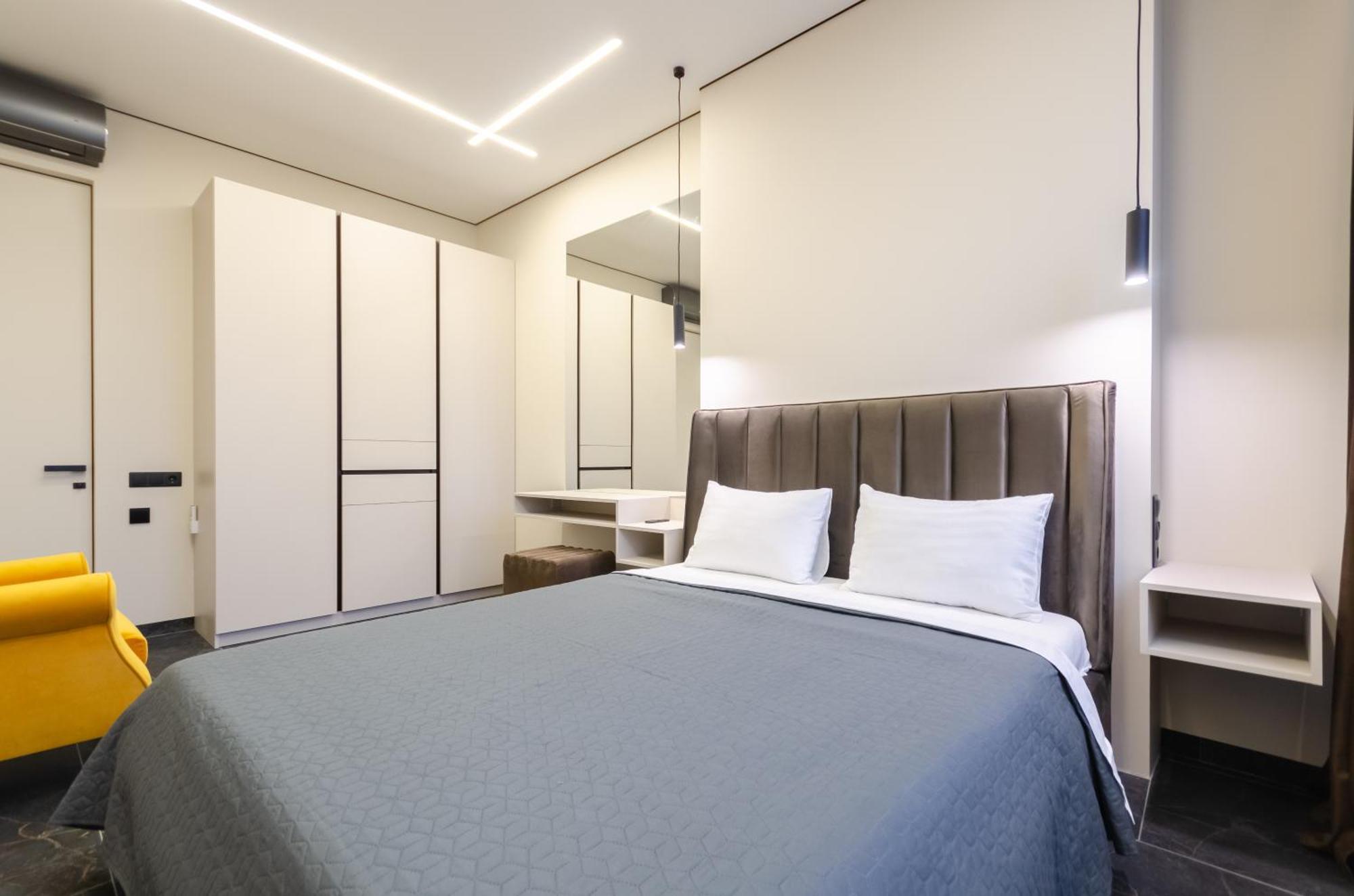 Petrovdom Luxury Living In Rc Manhattan *