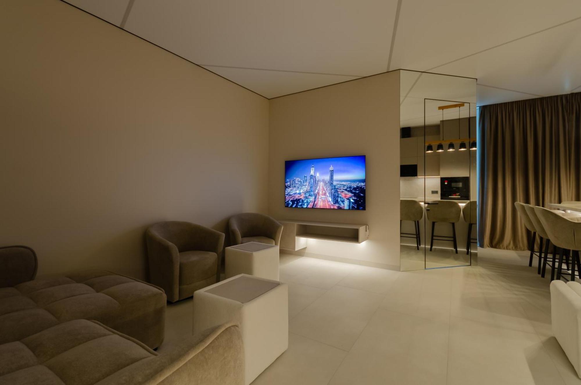 Apartment Petrovdom Luxury Living In Rc Manhattan *