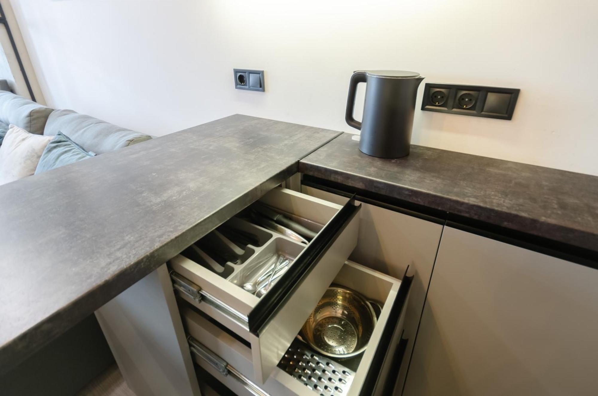 Petrovdom Luxury Living In Rc Manhattan Apartment